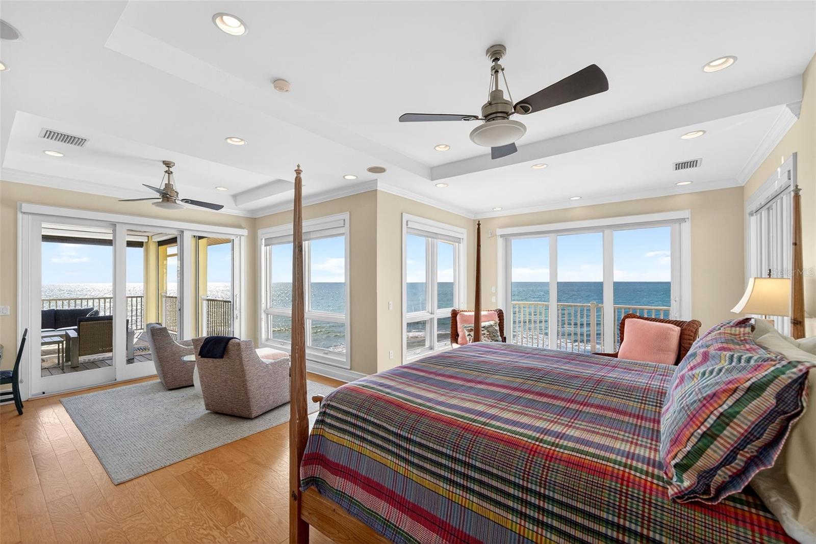 A4676052 Property Photo