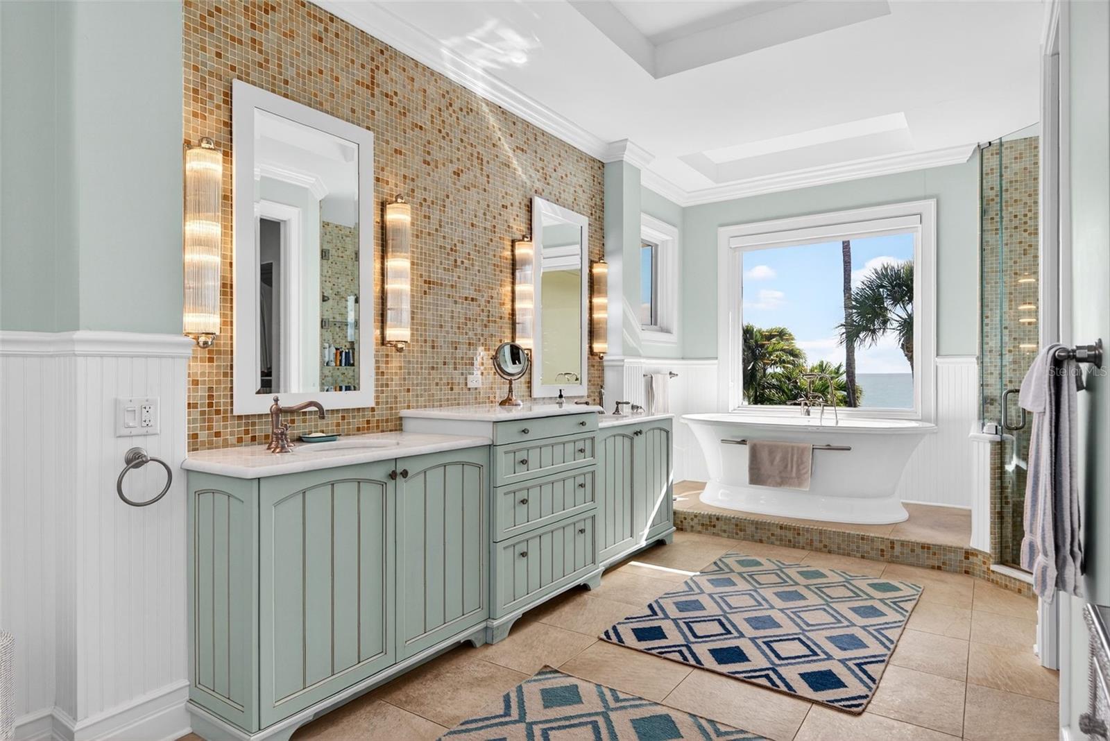 A4676052 Property Photo