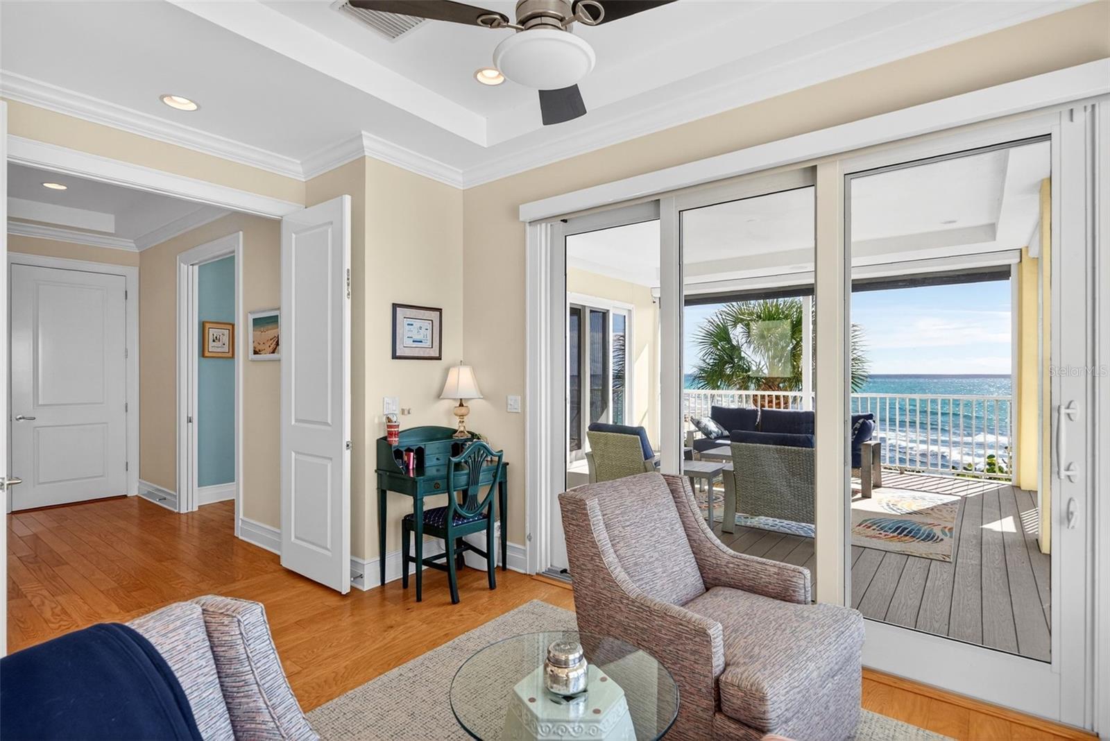 A4676052 Property Photo