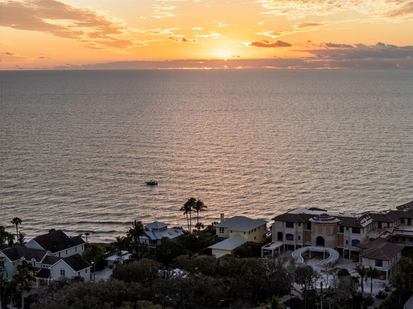 A4676052 Property Photo