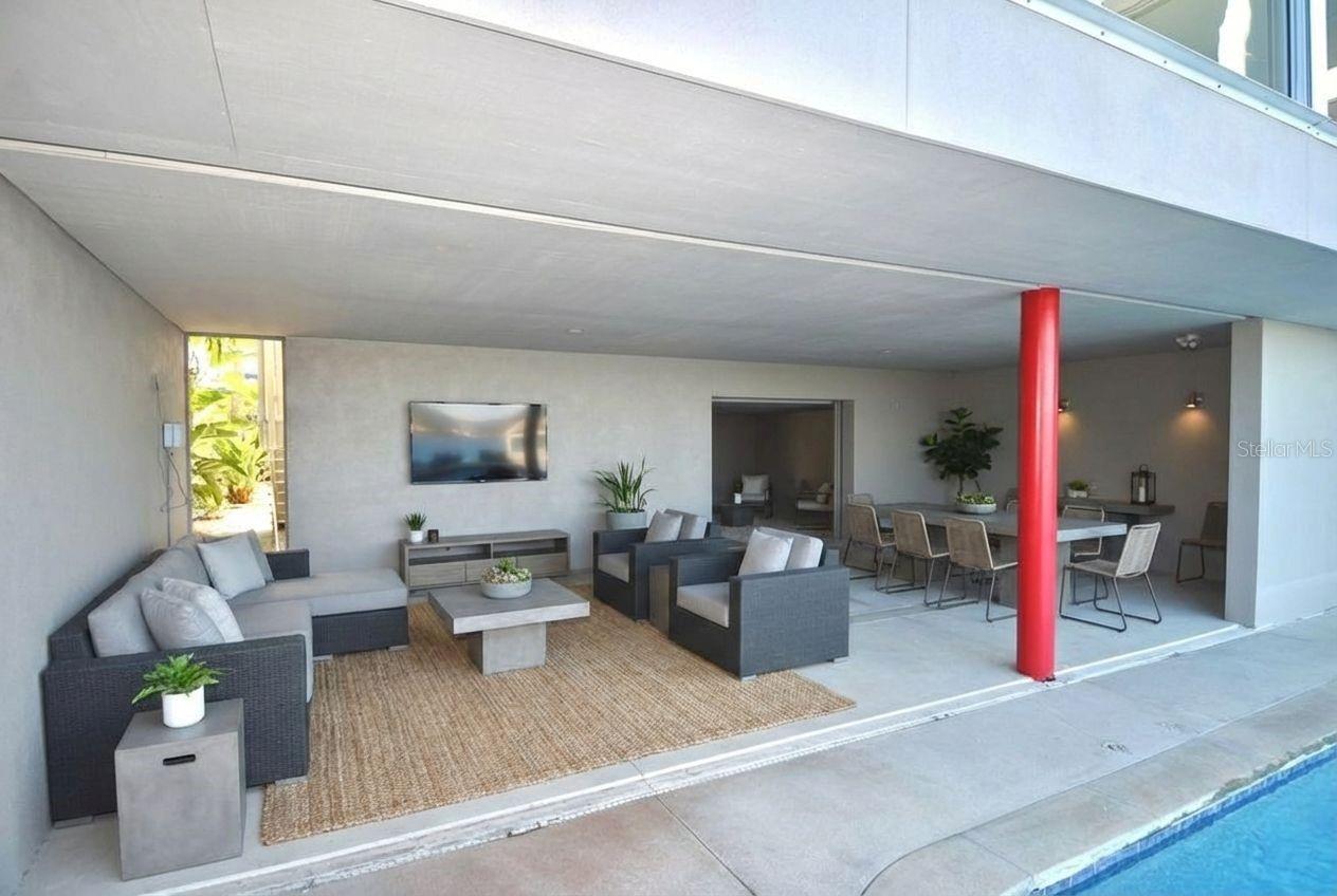 N6142032 Property Photo