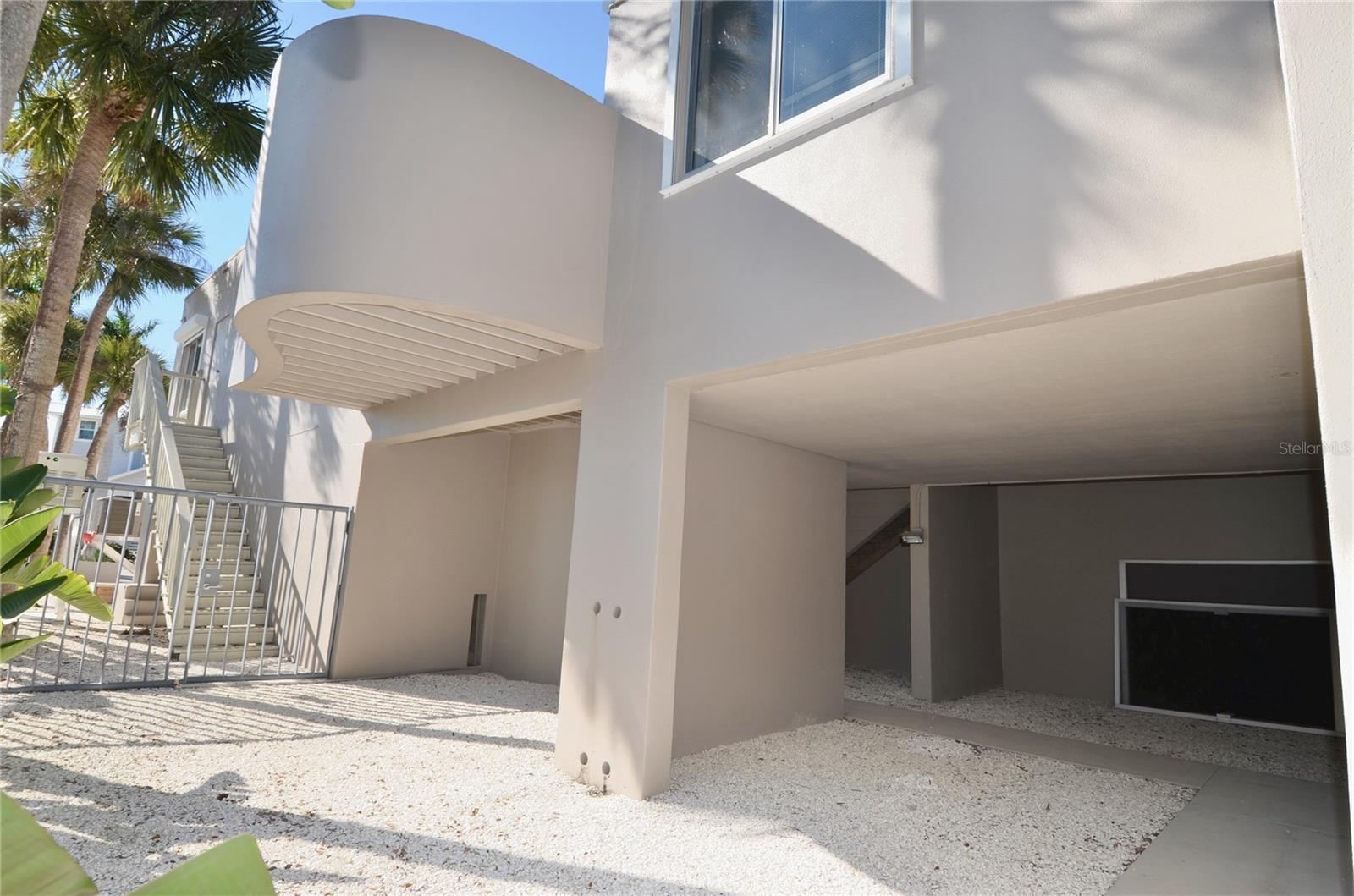 N6142032 Property Photo