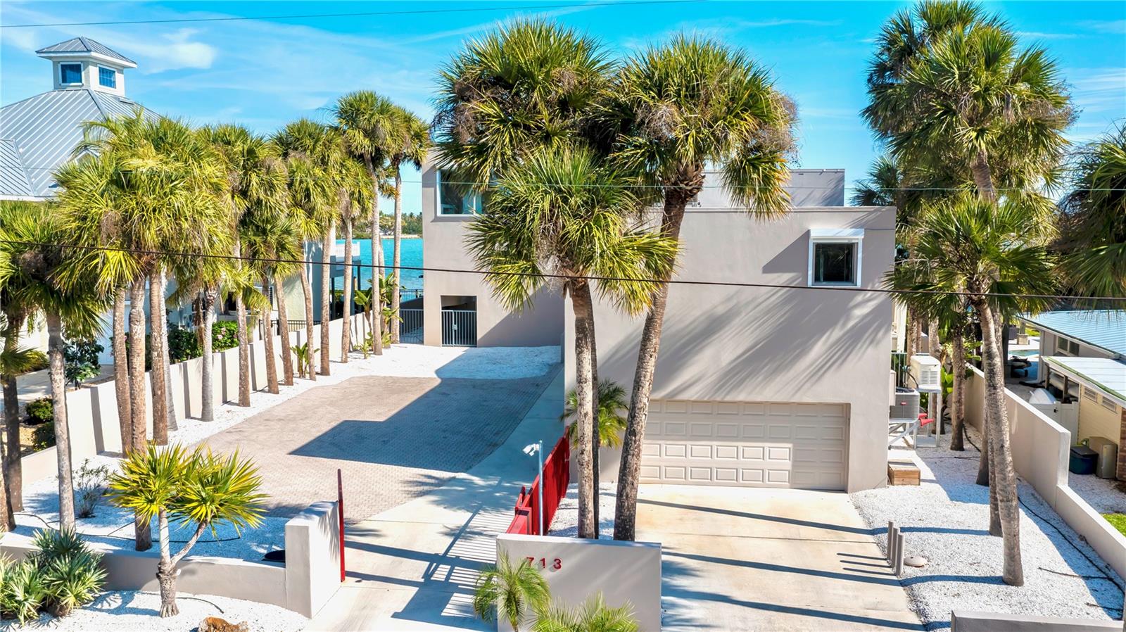 N6142032 Property Photo