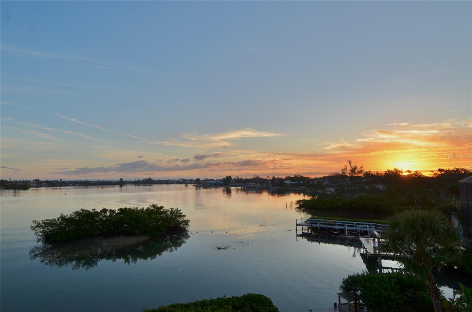 N6142032 Property Photo