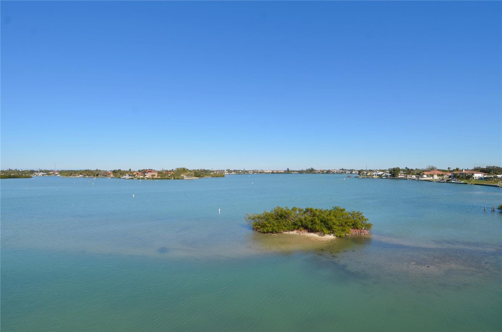 N6142032 Property Photo