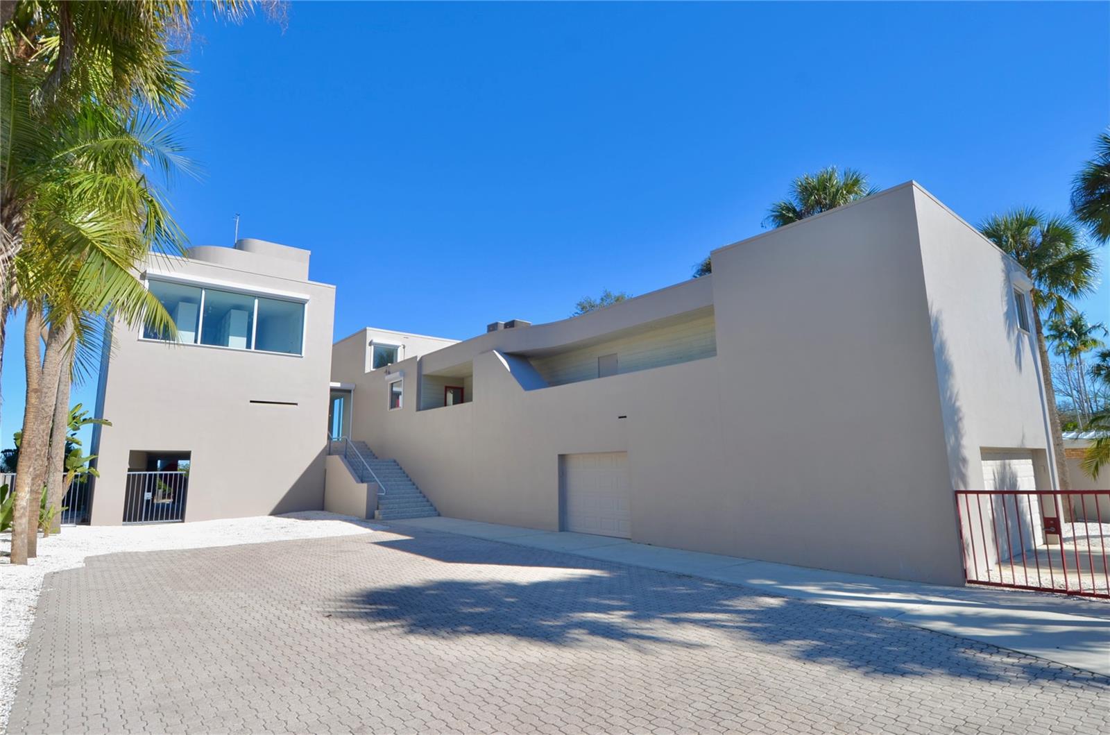 N6142032 Property Photo