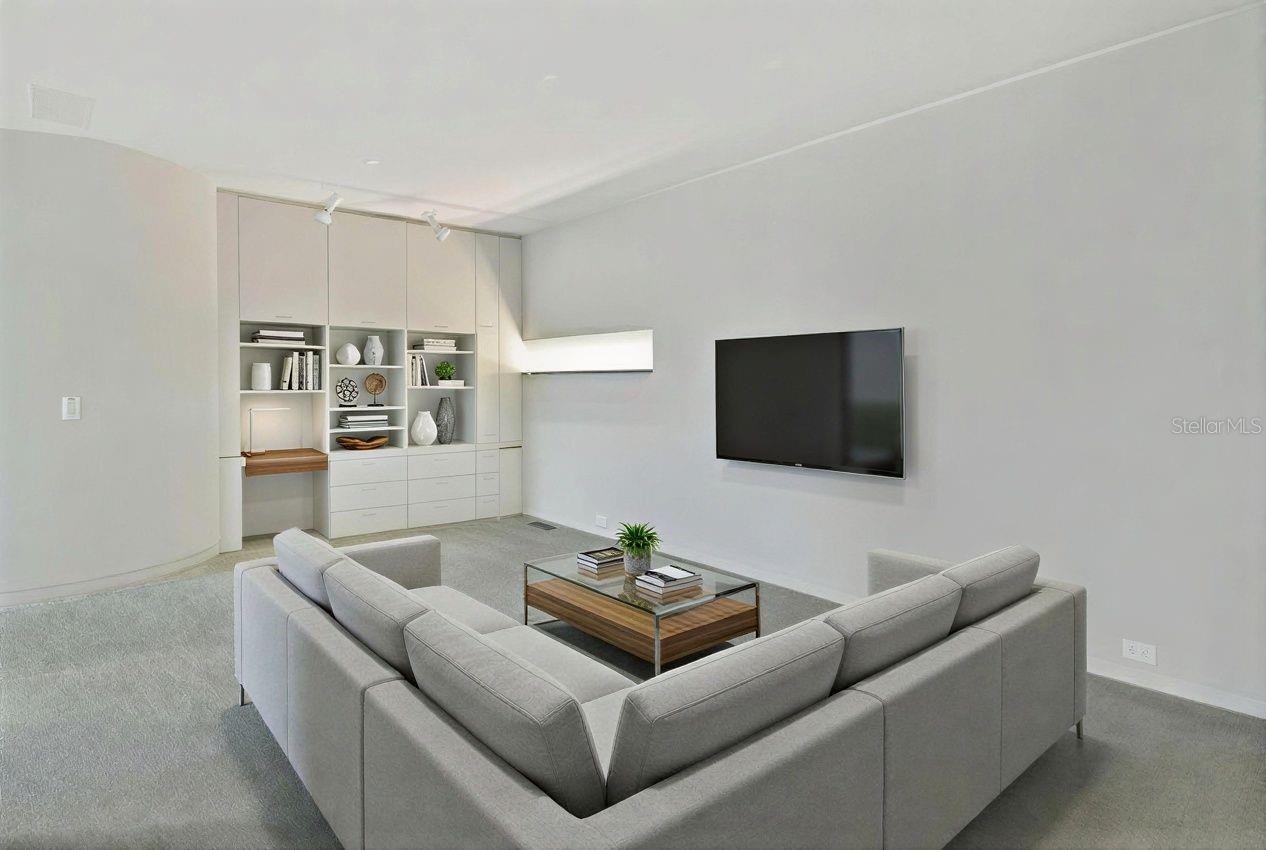 N6142032 Property Photo