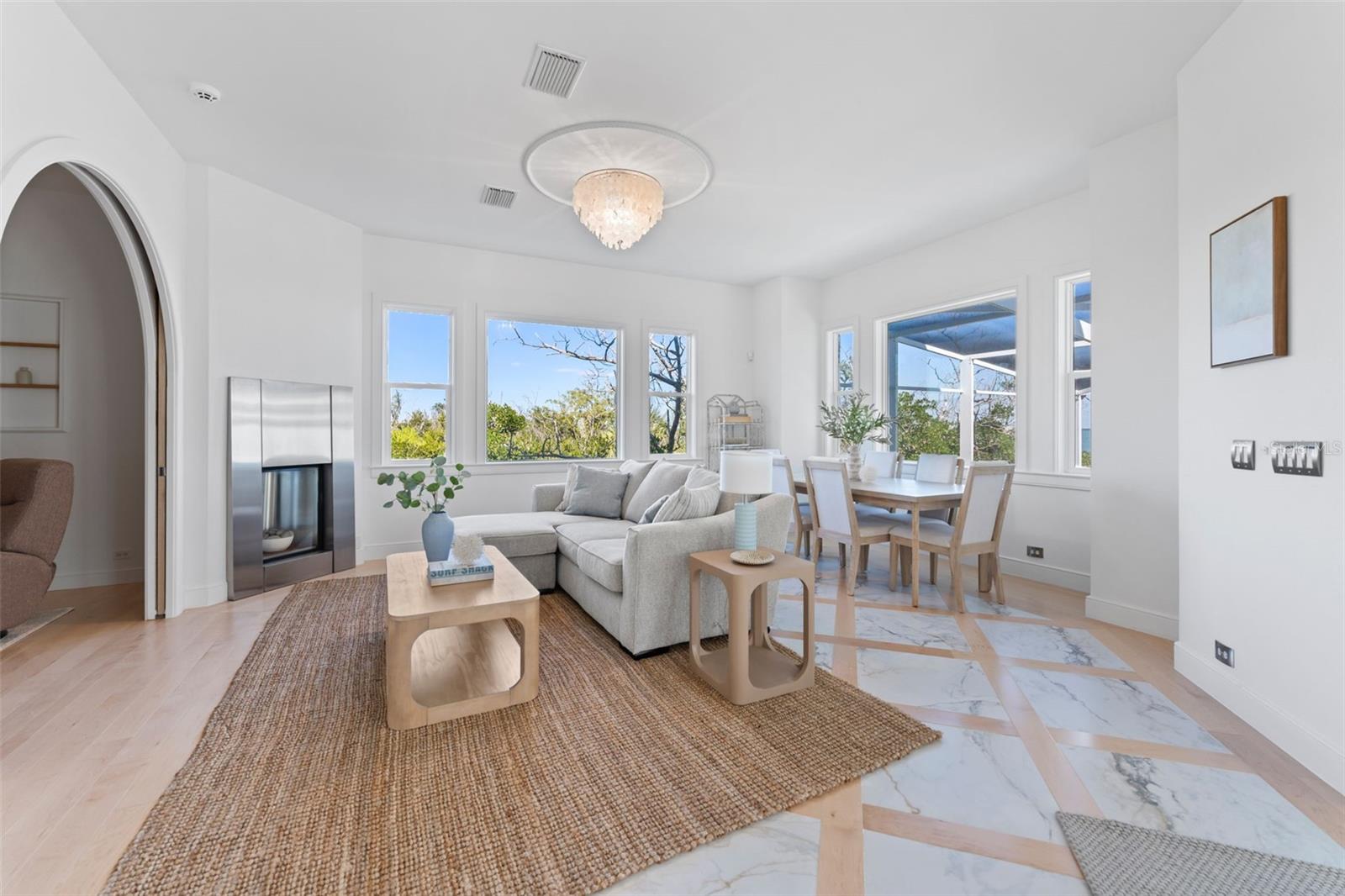 TB8458432 Property Photo