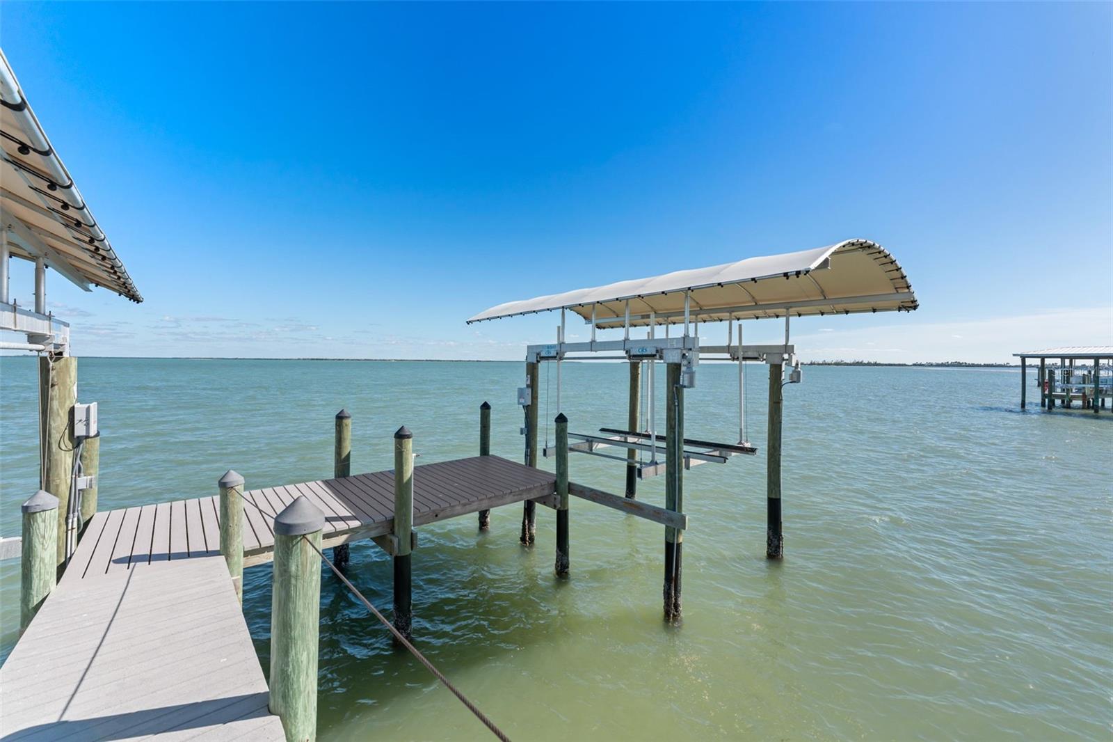 TB8458432 Property Photo