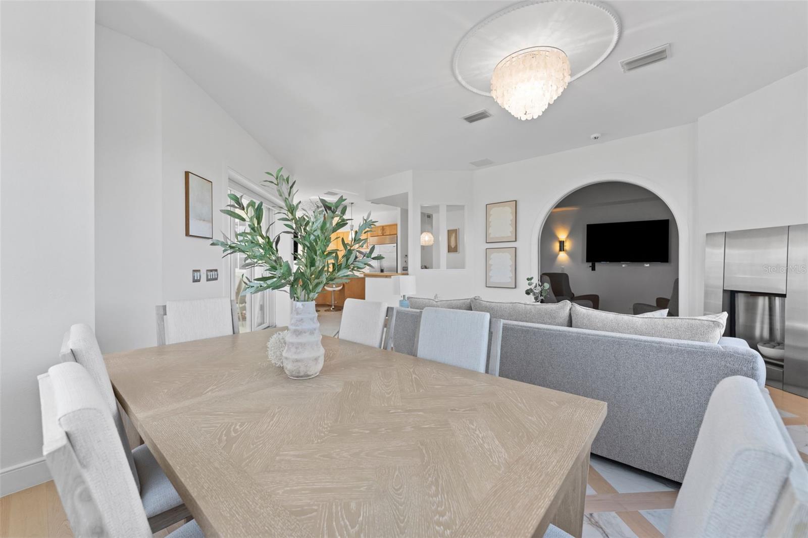 TB8458432 Property Photo