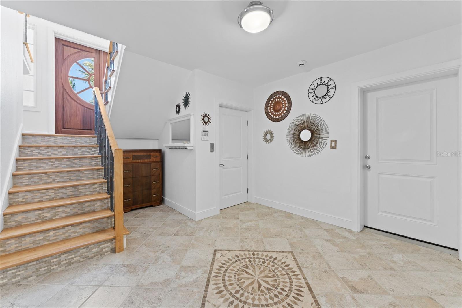 TB8458432 Property Photo