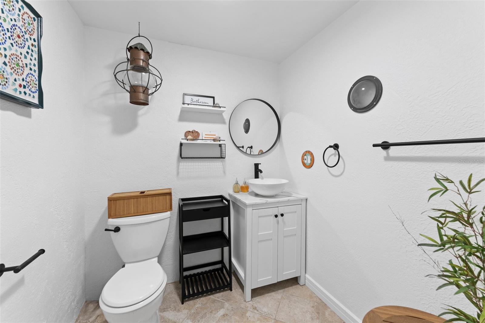 TB8458432 Property Photo