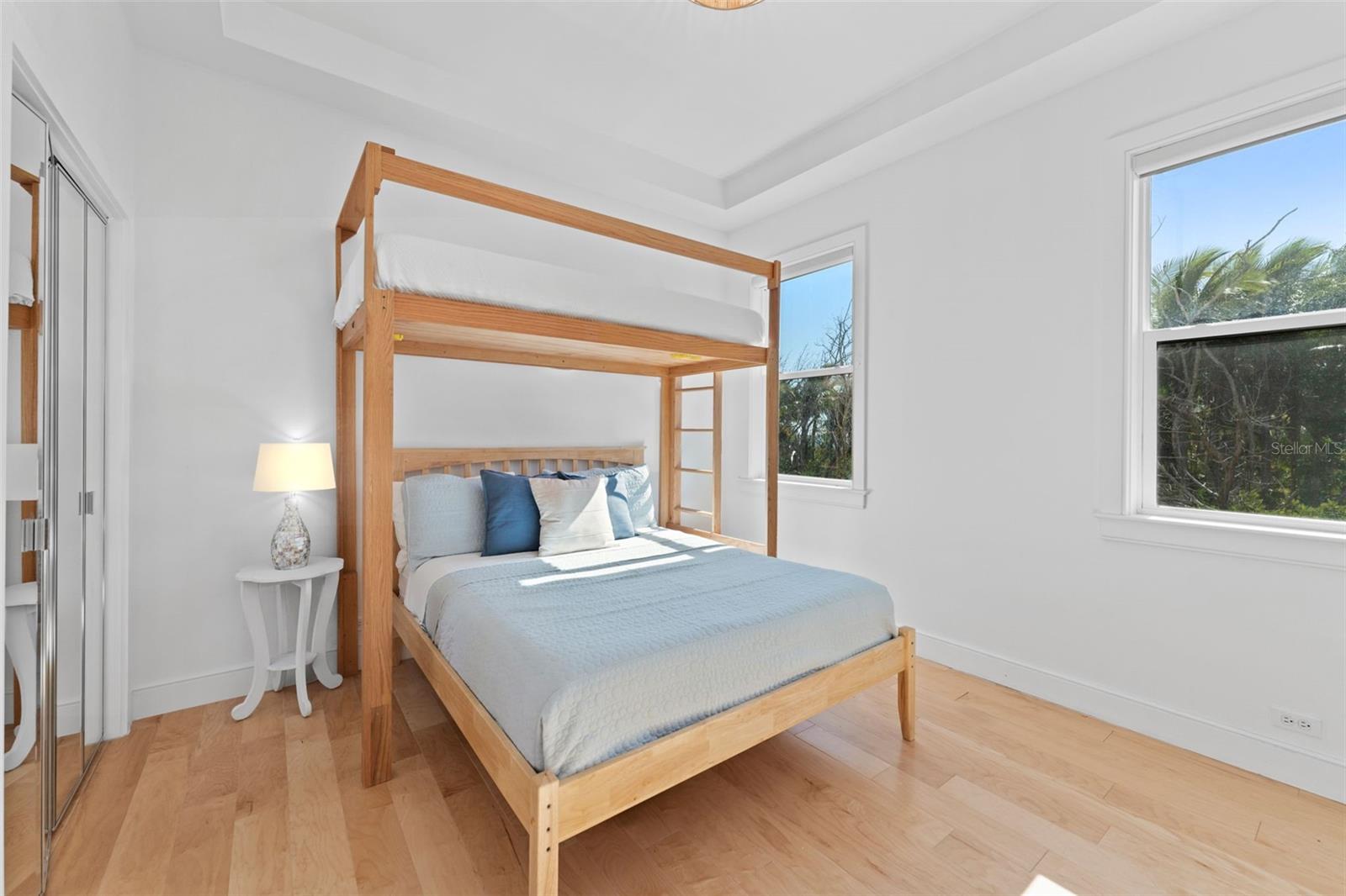 TB8458432 Property Photo