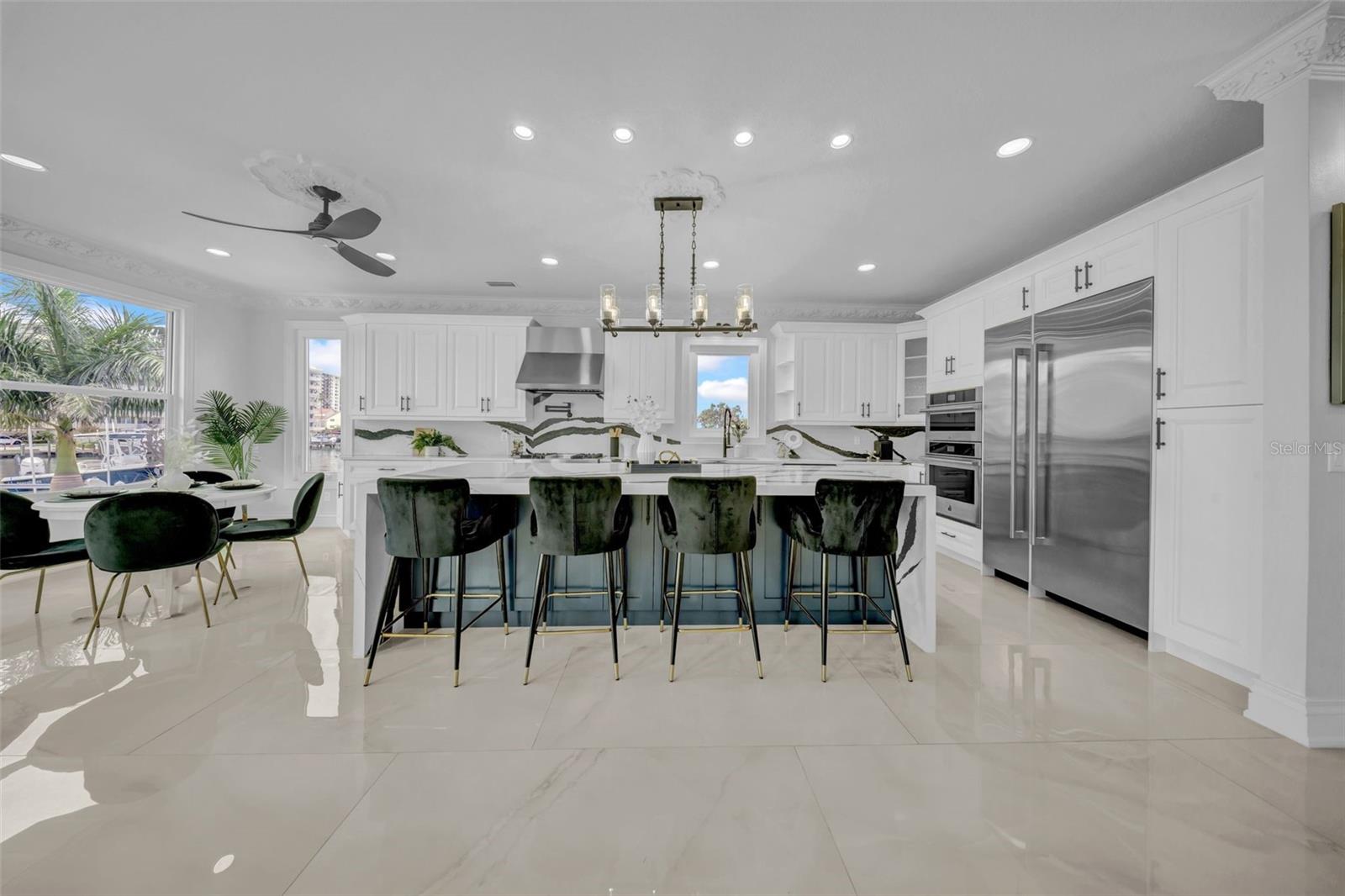 TB8458455 Property Photo