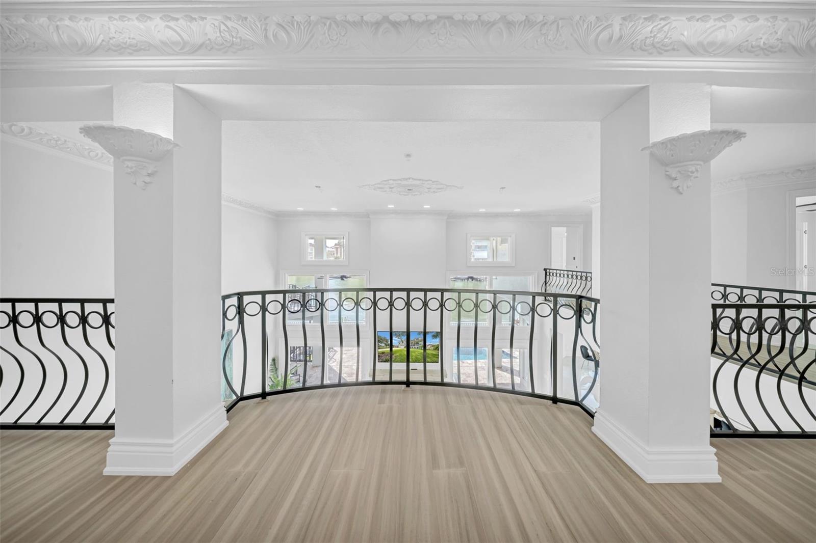 TB8458455 Property Photo