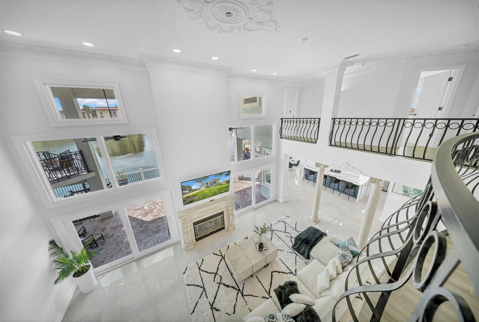 TB8458455 Property Photo