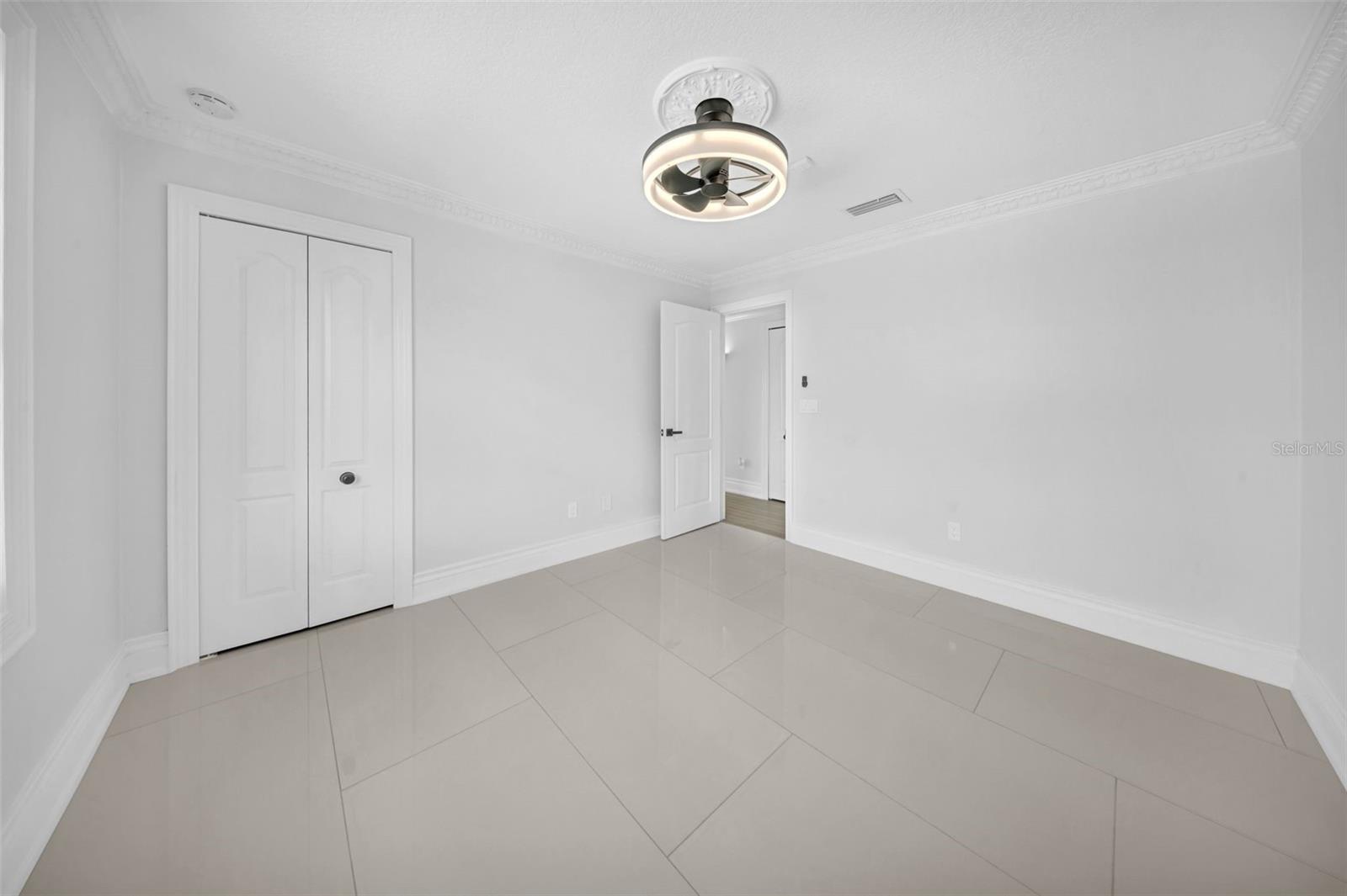 TB8458455 Property Photo