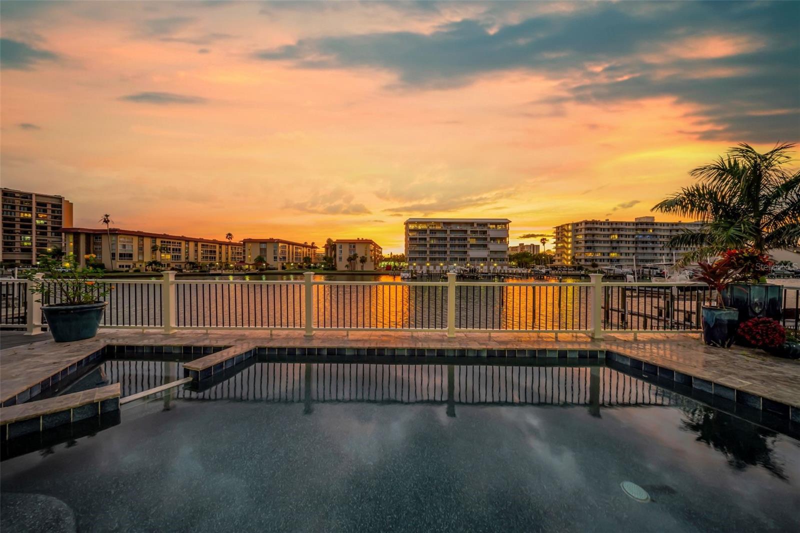 TB8458455 Property Photo