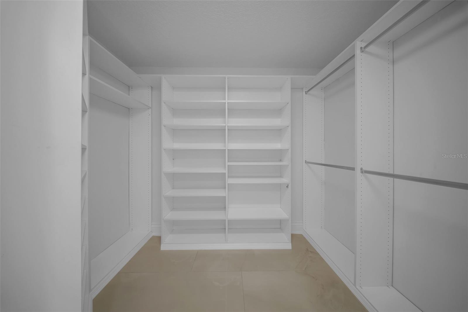 TB8458455 Property Photo