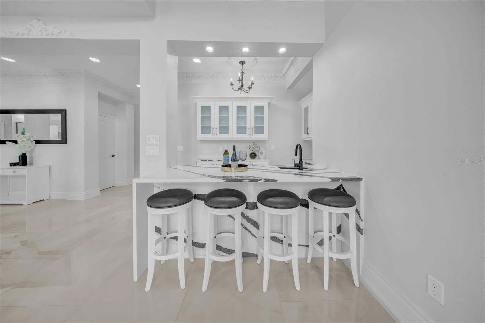 TB8458455 Property Photo