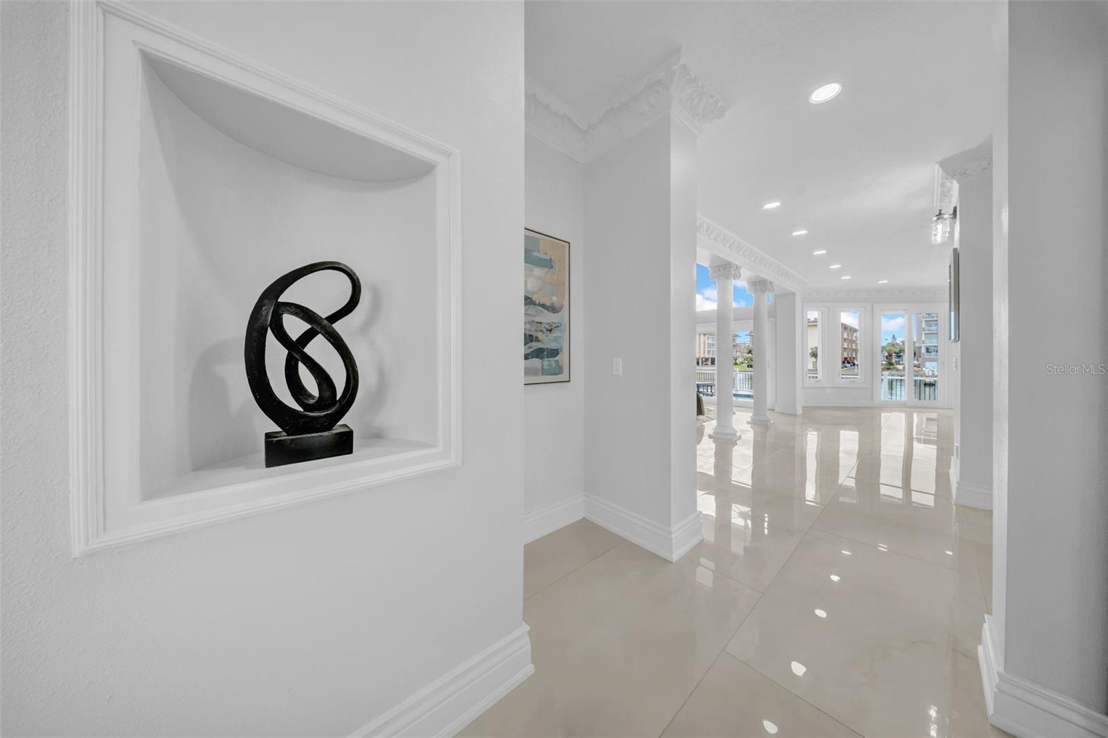 TB8458455 Property Photo