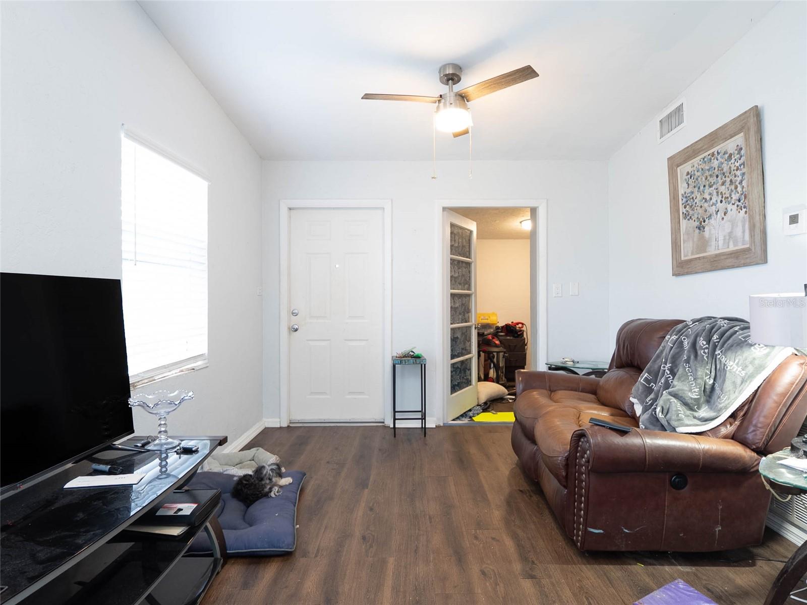 N6142037 Property Photo