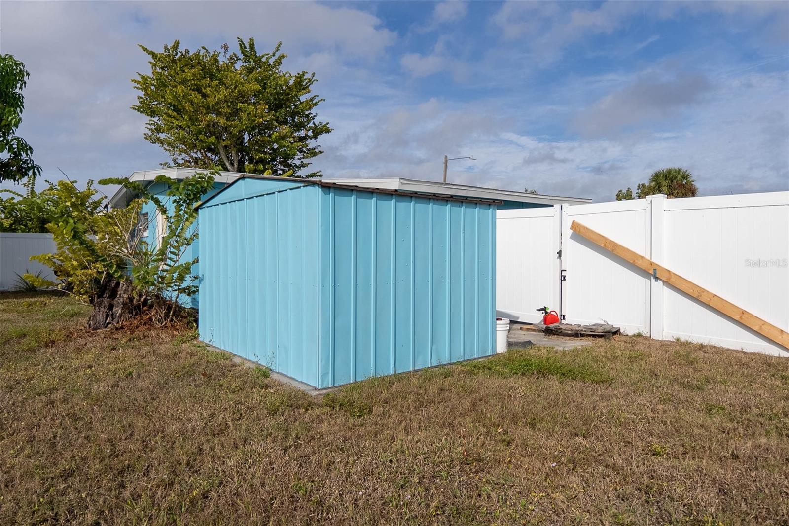 N6142037 Property Photo