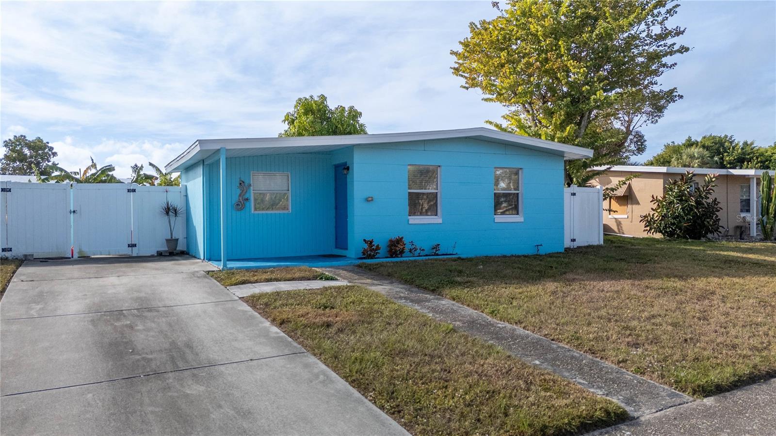 N6142037 Property Photo