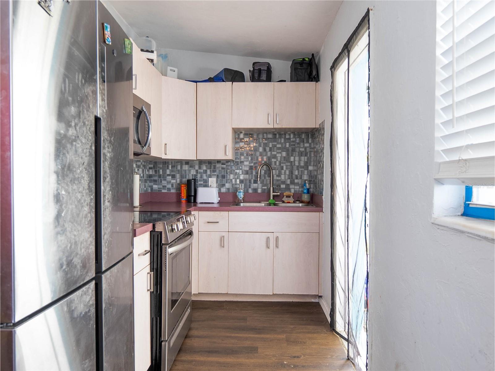 N6142037 Property Photo