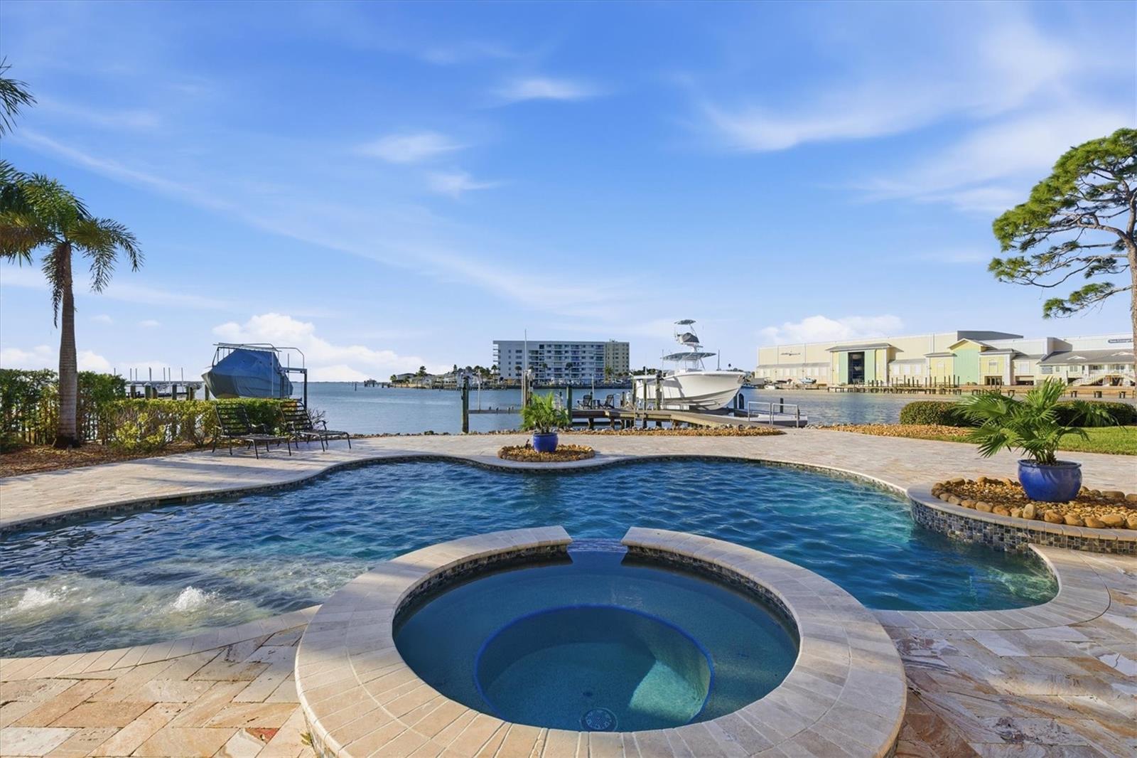 TB8458561 Property Photo