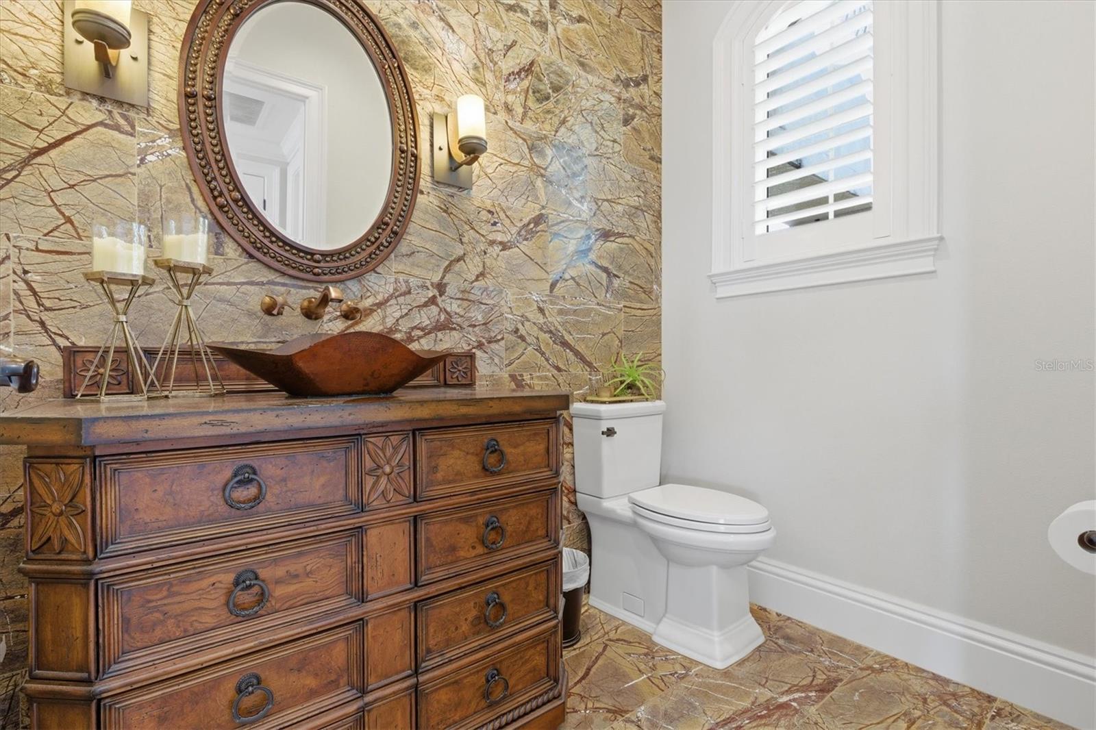 TB8458561 Property Photo