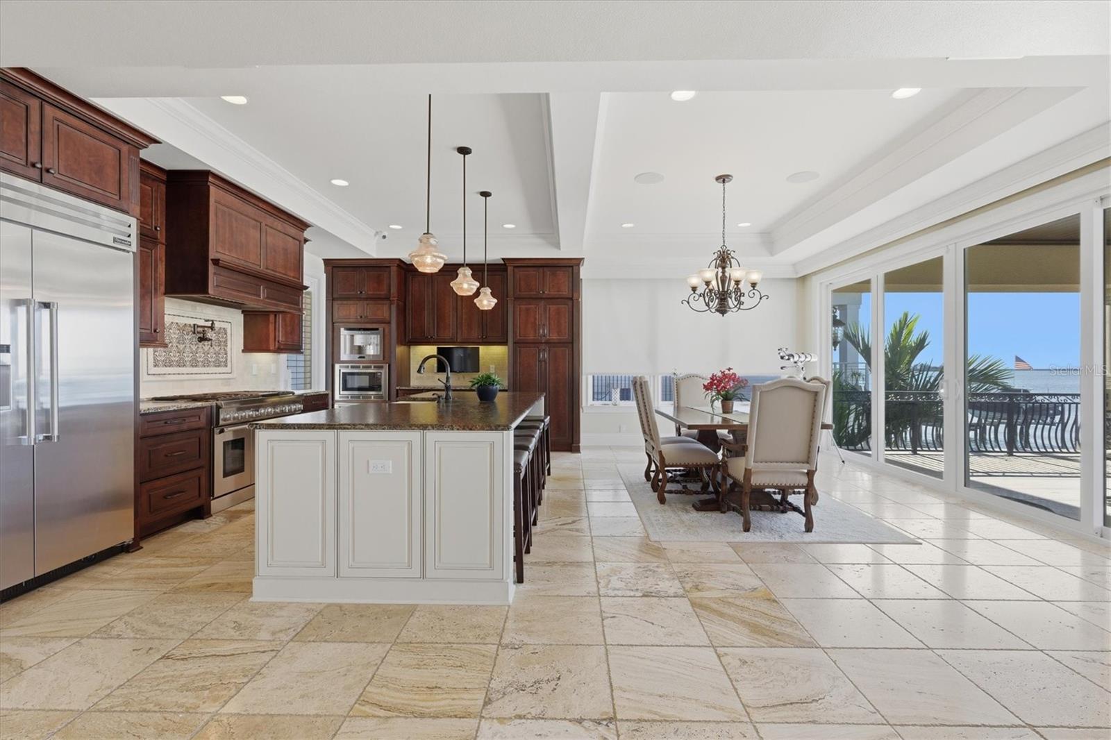 TB8458561 Property Photo