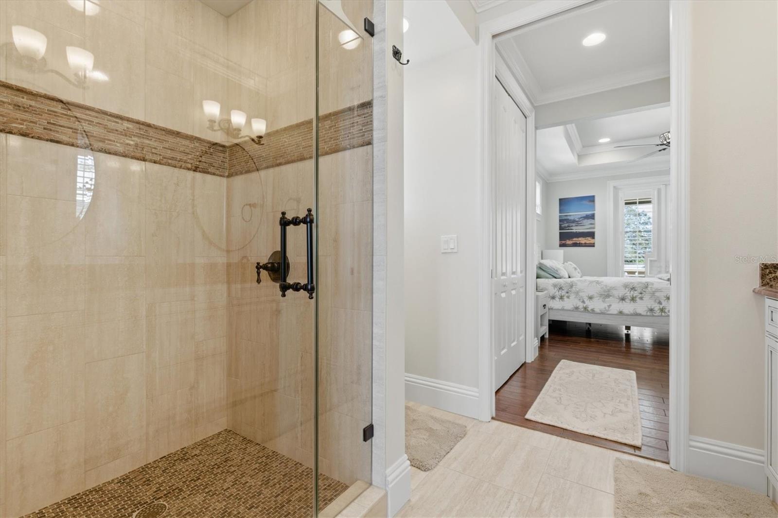 TB8458561 Property Photo