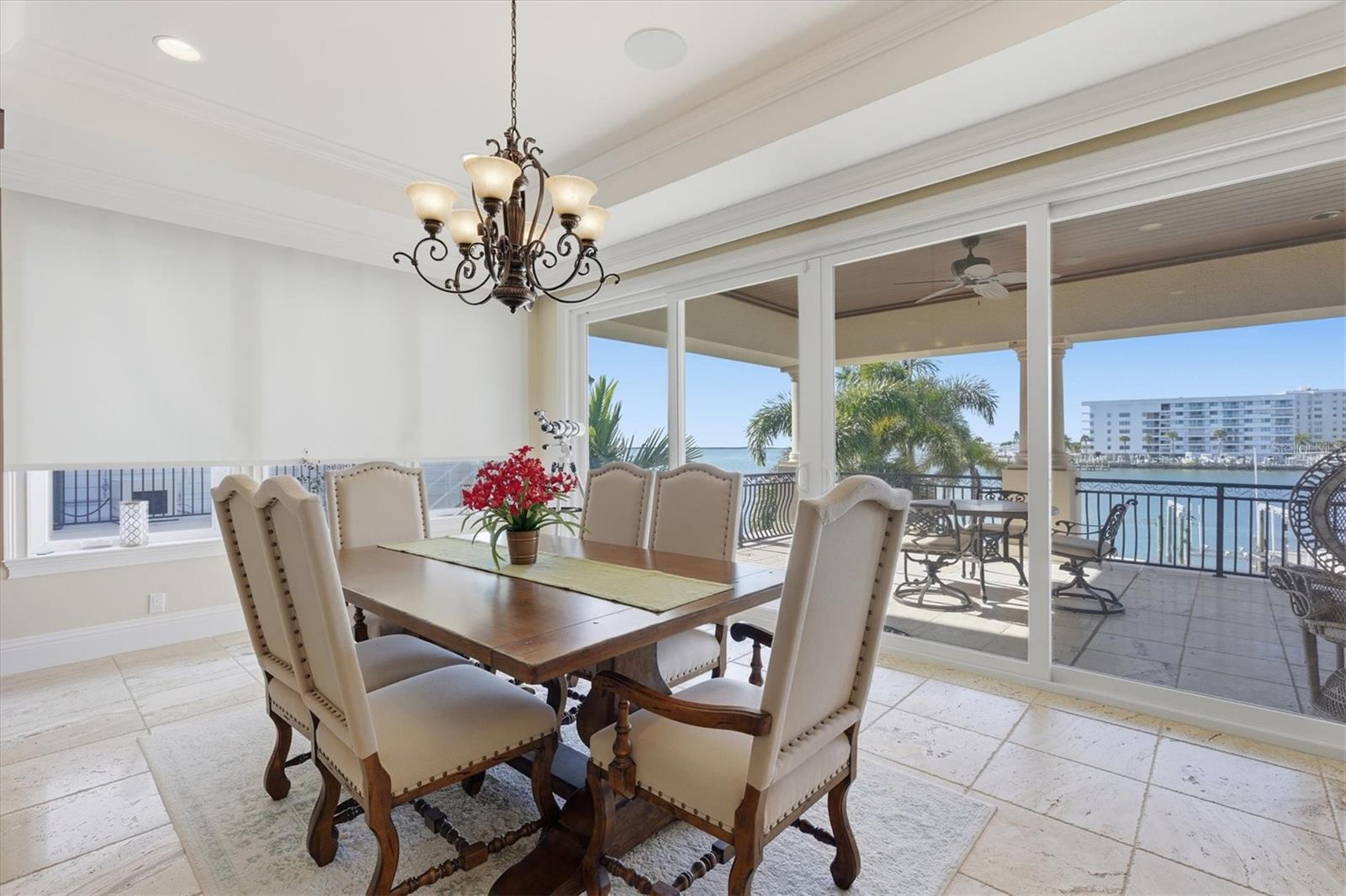 TB8458561 Property Photo