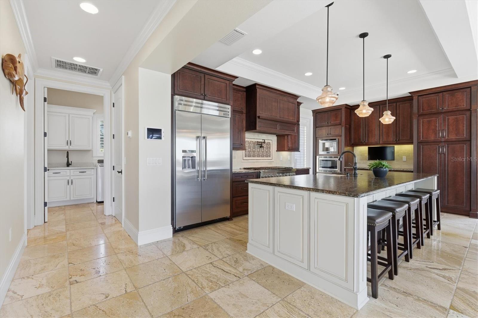 TB8458561 Property Photo