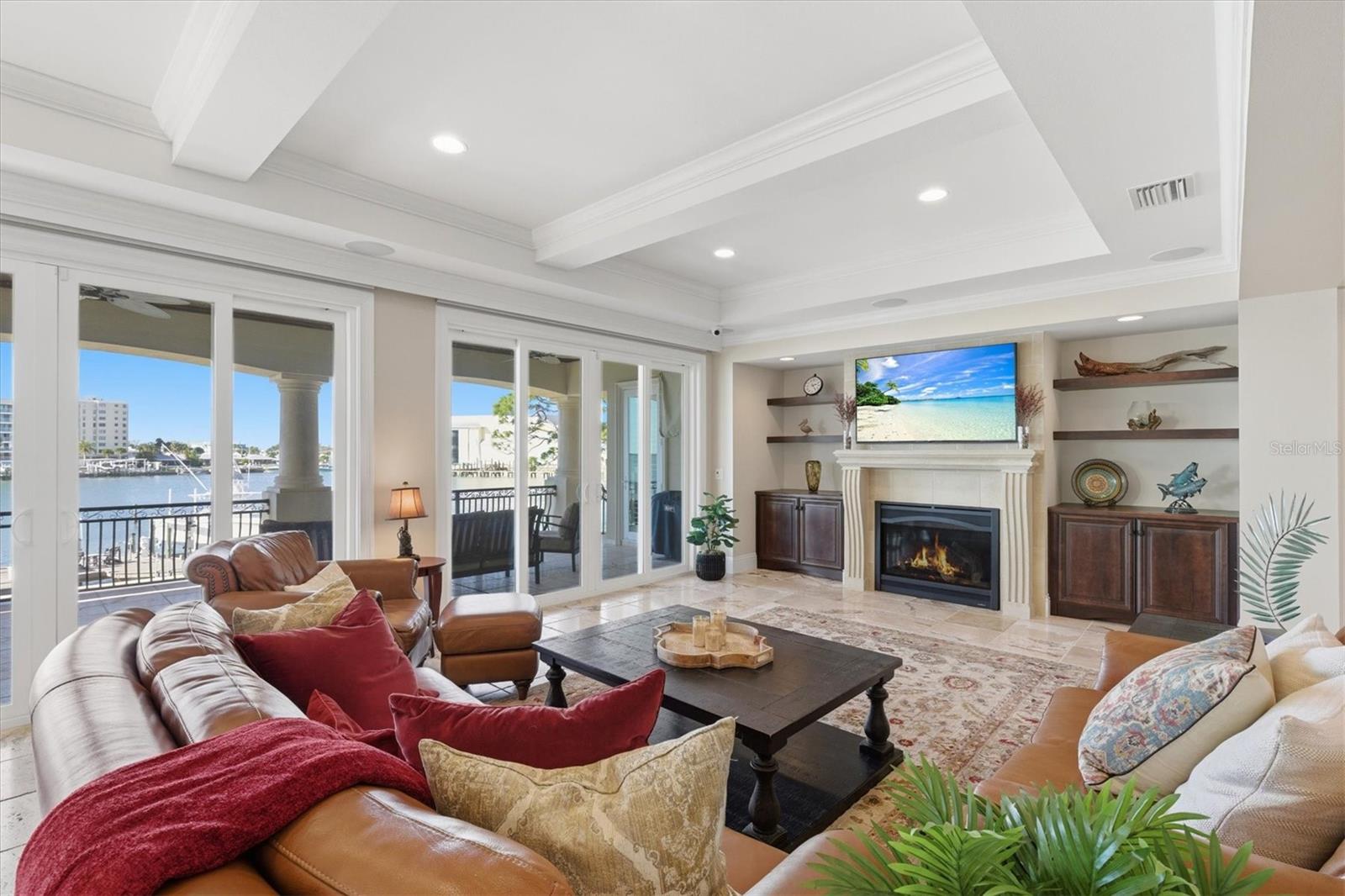 TB8458561 Property Photo