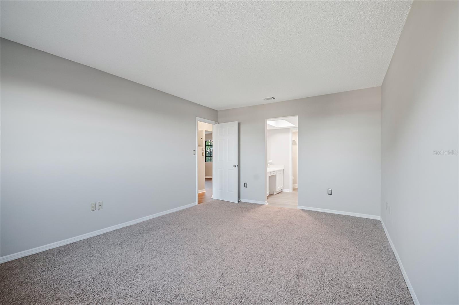 S5140606 Property Photo