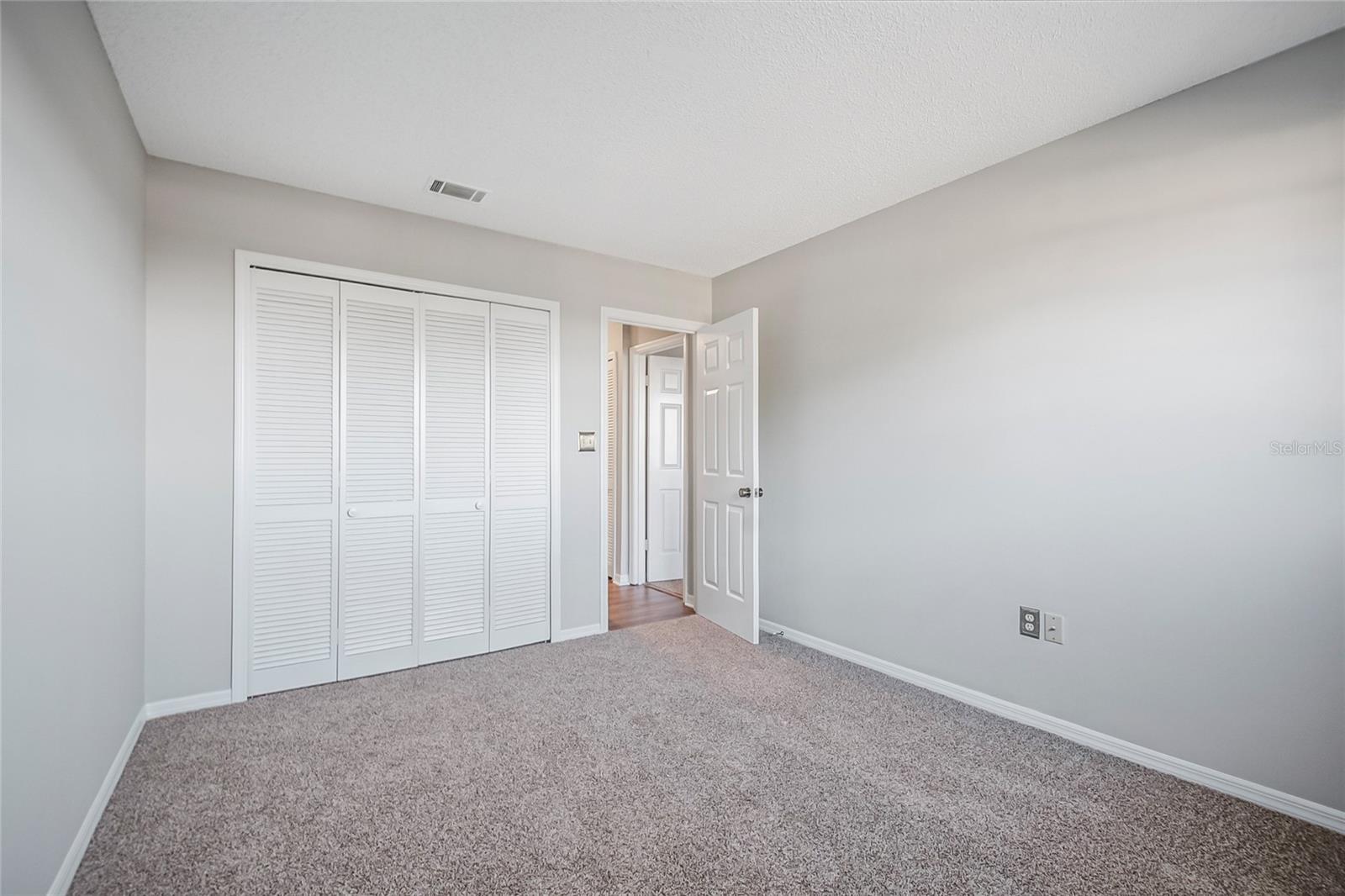 S5140606 Property Photo