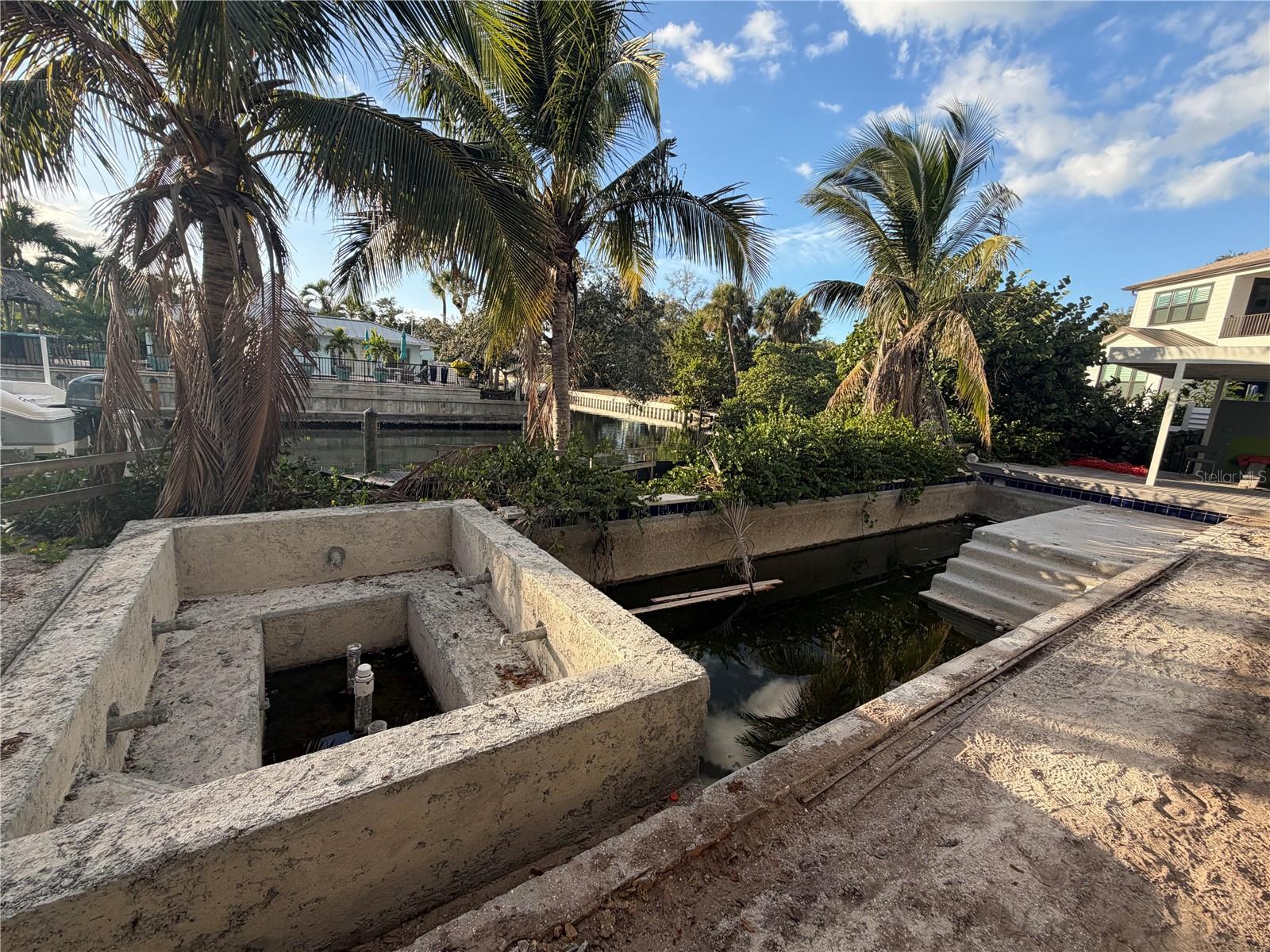 A4676102 Property Photo