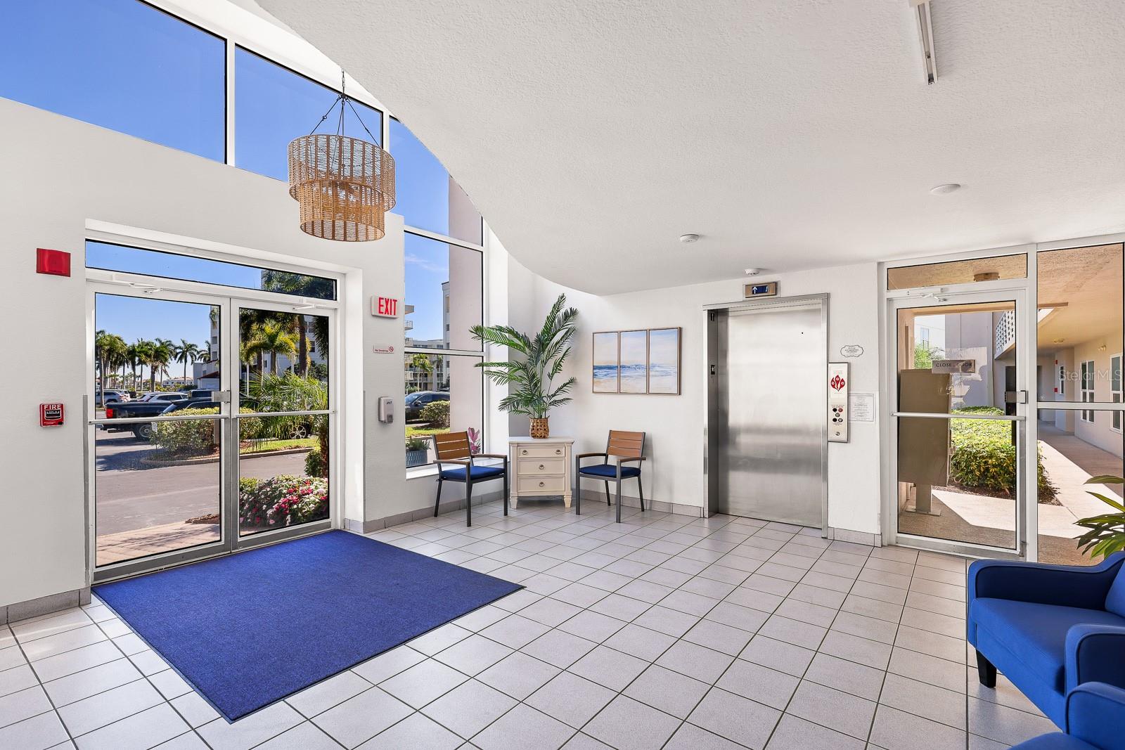 5901 BAHIA DEL MAR CIR #521, ST PETERSBURG, FL, 33715