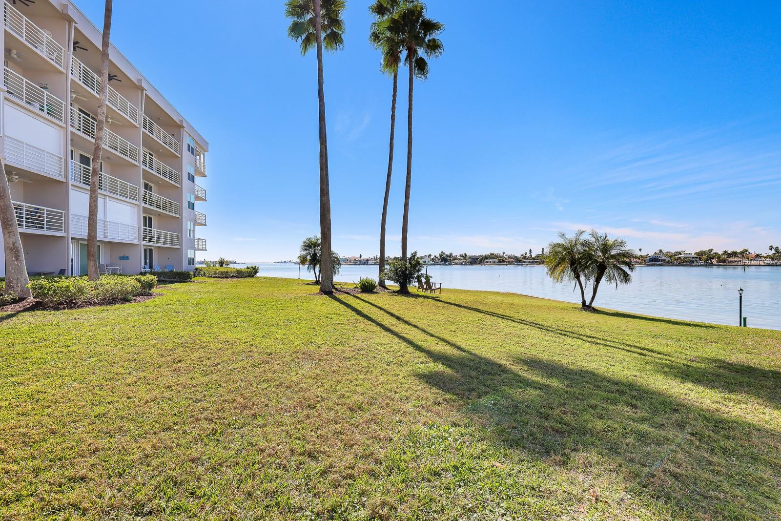 5901 BAHIA DEL MAR CIR #521, ST PETERSBURG, FL, 33715