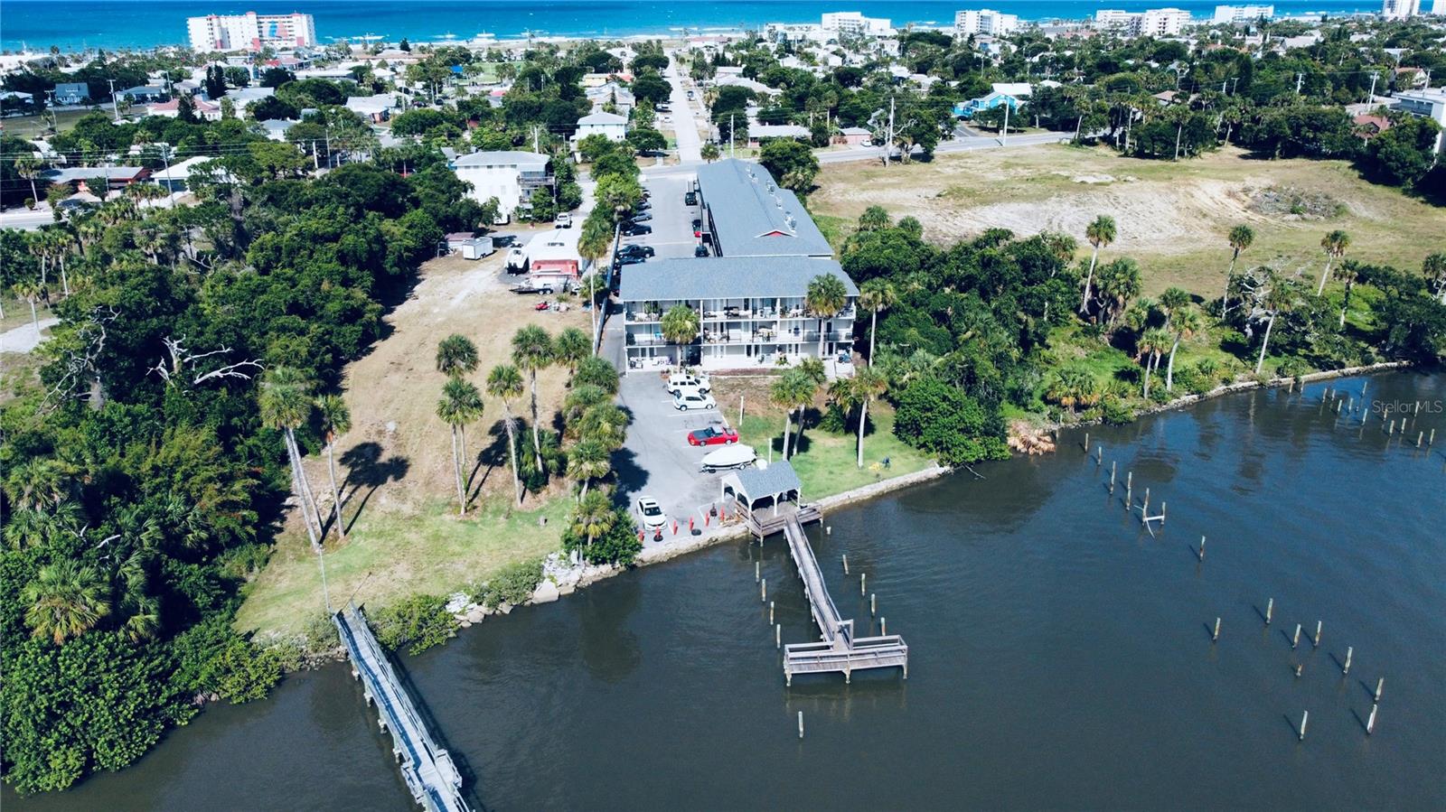 O6369235 Property Photo