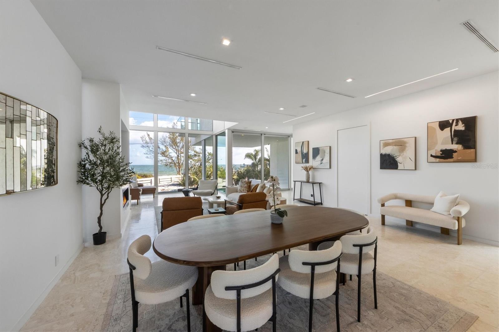 A4676139 Property Photo