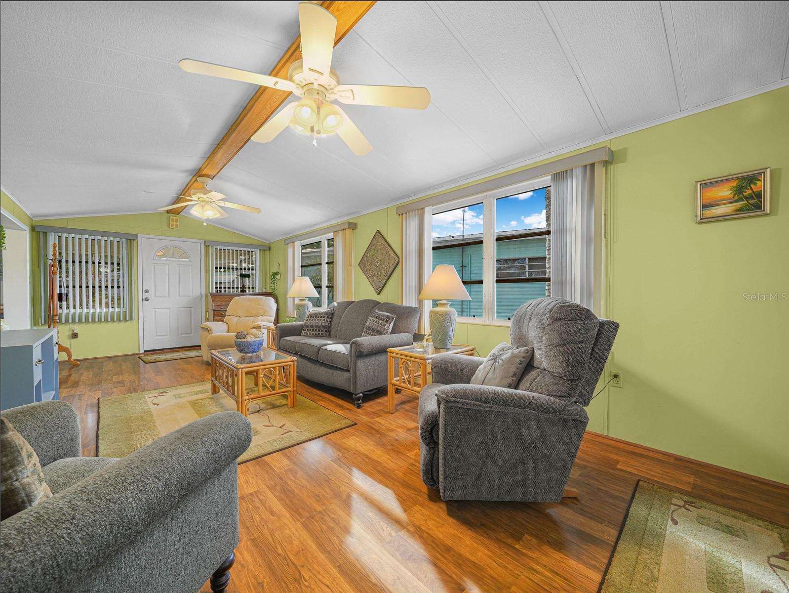 K4903181 Property Photo