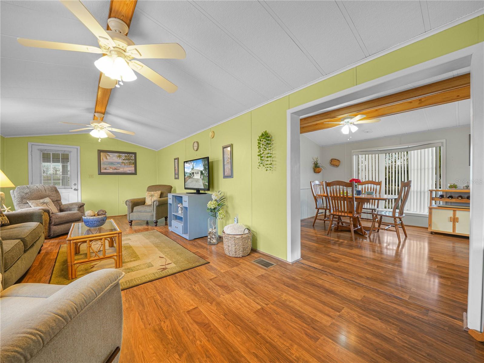 K4903181 Property Photo