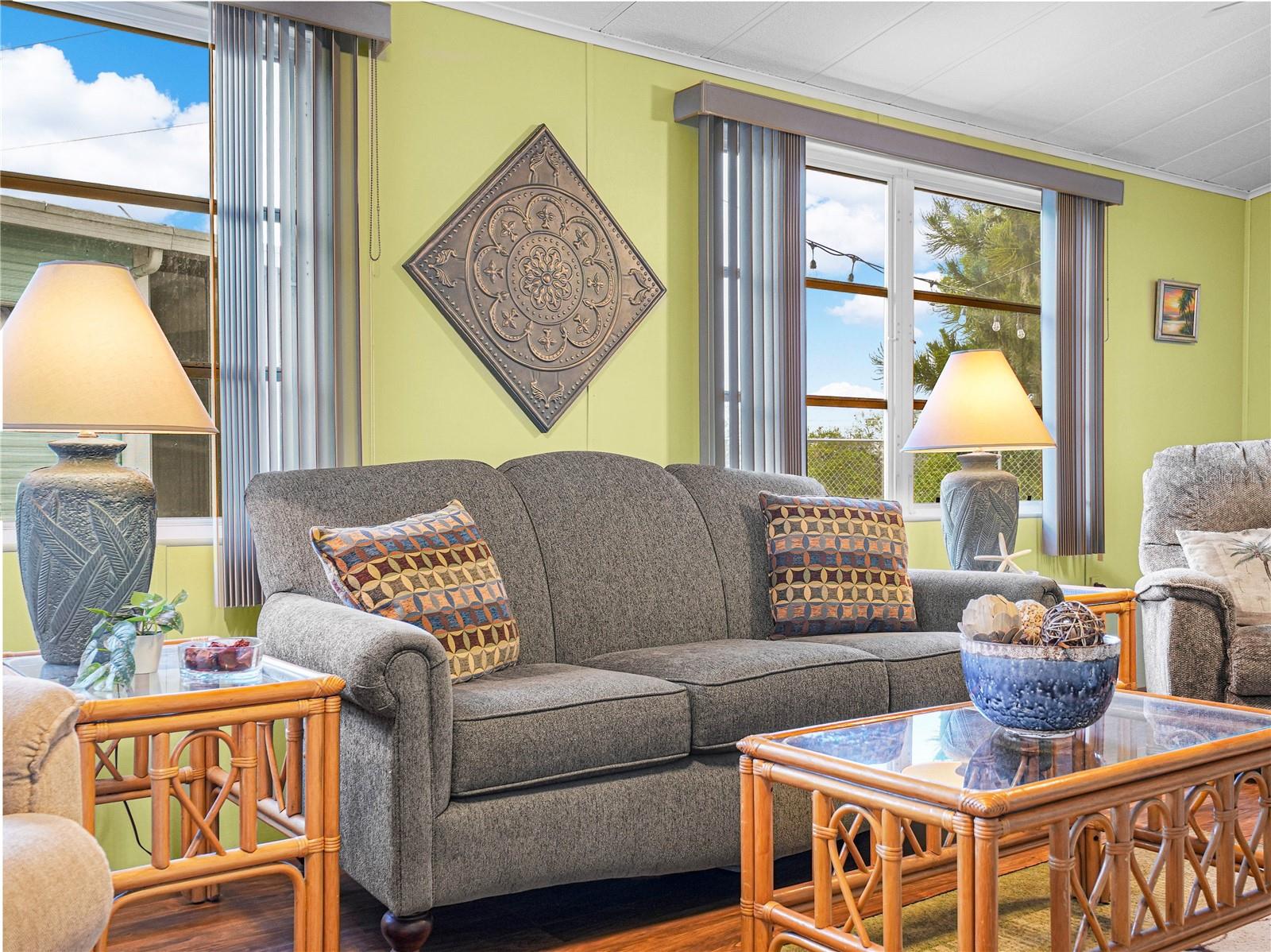 K4903181 Property Photo