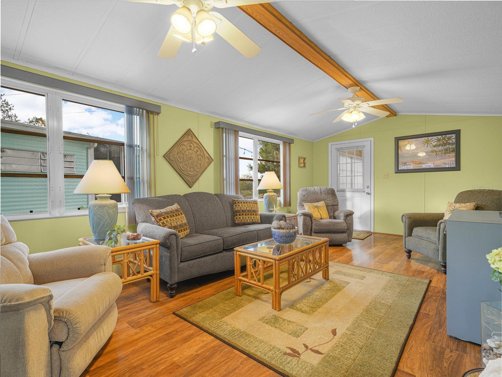 K4903181 Property Photo