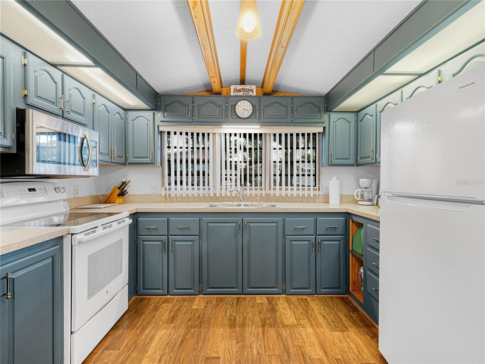 K4903181 Property Photo