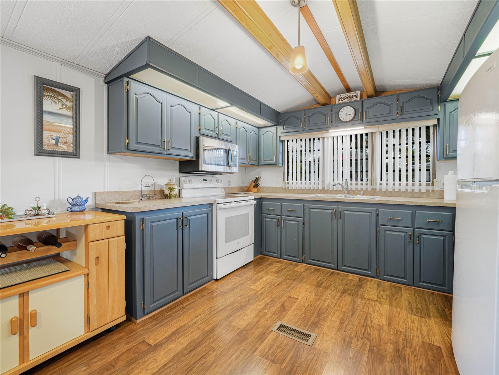 K4903181 Property Photo