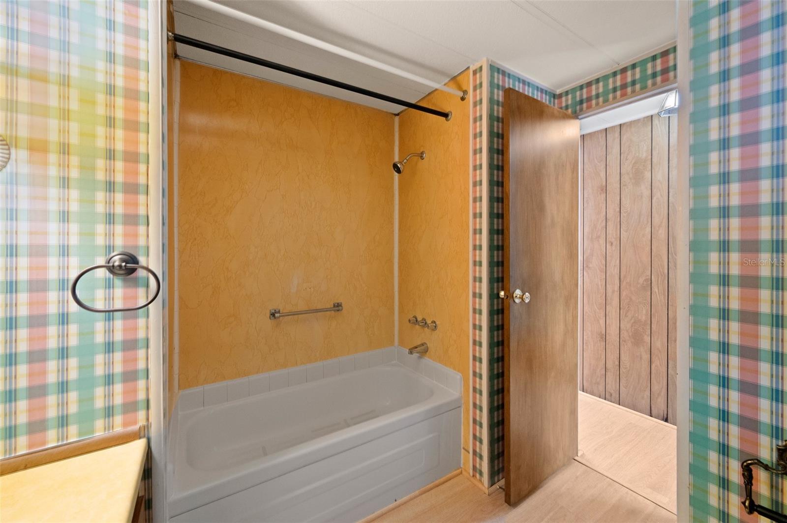 GC536194 Property Photo